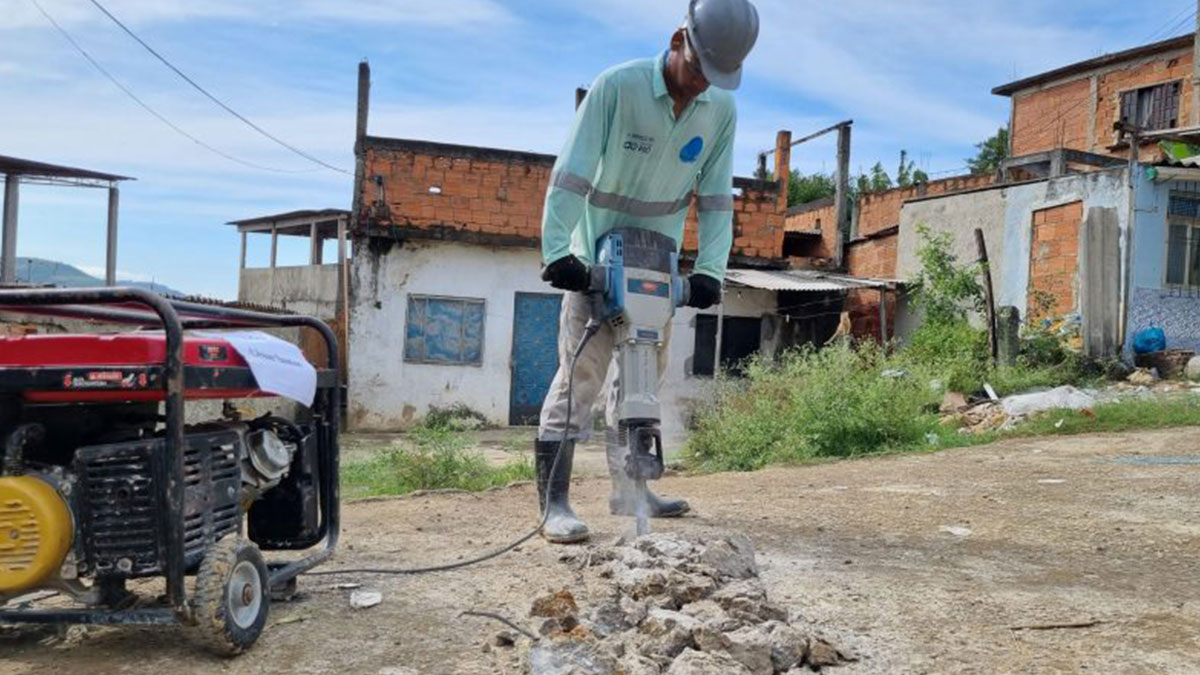 Vem Com a Gente muda a realidade de bairro no Rio com água tratada