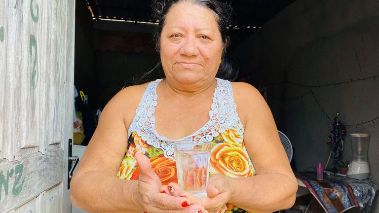 Moradores de comunidade de Manaus esperaram 18 anos por rede de água