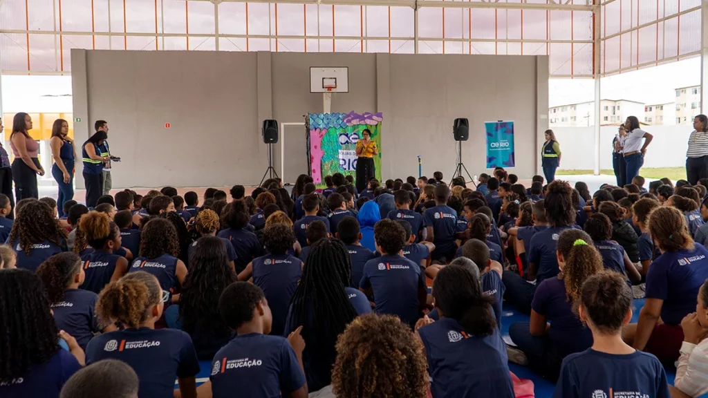 Turminha do saneamento: mascotes ensinam crianças a cuidar da água