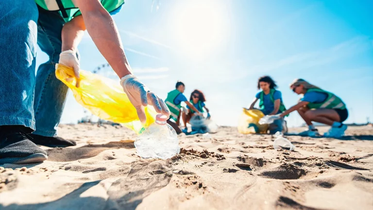 Relatório da ONU mostra redução de lixo nas praias da Região dos Lagos