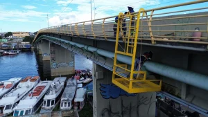 Tecnologia no saneamento: ação nas alturas moderniza rede de esgoto
