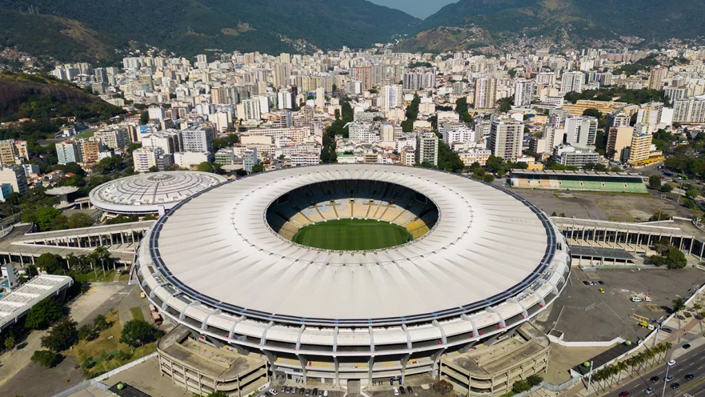 Enquanto a seleção joga, Aegea trata três Maracanãs de esgoto por dia